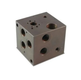 Квадратная точность подвергла части механической обработке плакировкой хромия блока компонентов стальные